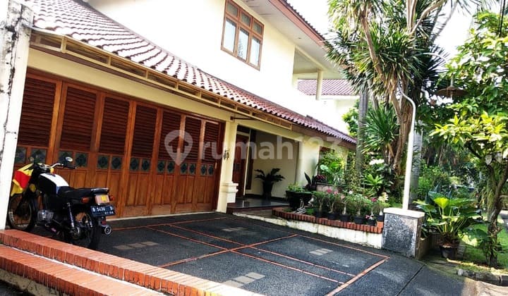 Rumah Di Komplek Riverpark Bintaro Jaya Sektor 8, Depan Lotte