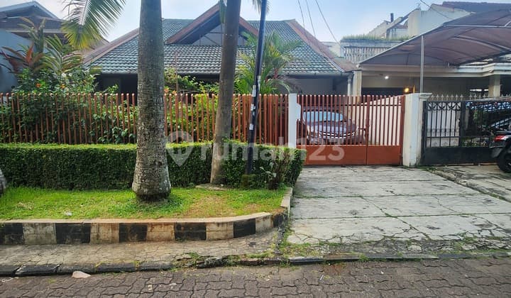 Rumah Lama Terawat Siap Huni Dlm Komplek di Lebak Bulus Jaksel