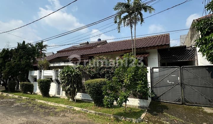 Rumah di Komplek Cinere Megapolitan Depok