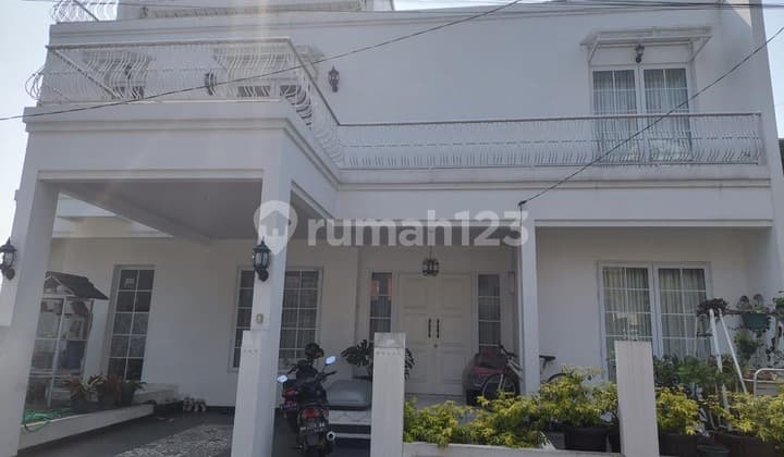 Rumah di Komplek Villa Pertiwi, Depok Jawa barat