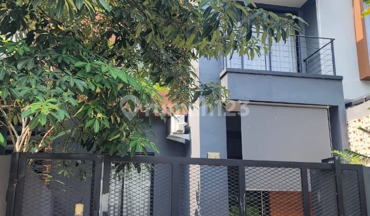 Rumah di Kencana Loka Bsd Serpong Tangerang selatan