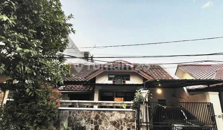 Rumah di Komplek Vila Melati Mas Serpong, Tangerang