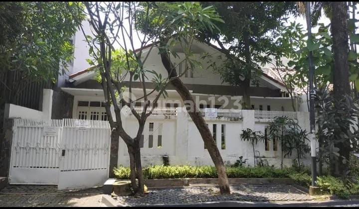 Strategic House on Jl Dempo Blok M Kebayoran Baru South Jakarta
