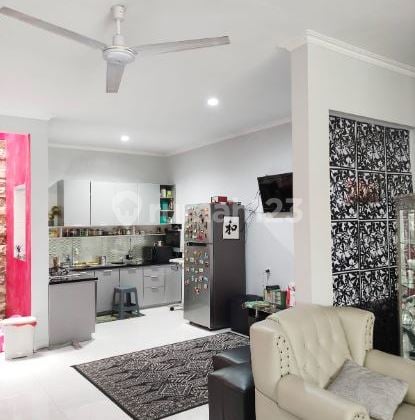 House 200 Meters to KRL Station and Toll Gate at Pavilion Residence BSD