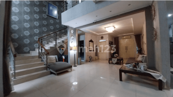 Dijual Rumah Mewah Full Furnished di Perumahan Puri Gading Pondok Melati Bekasi