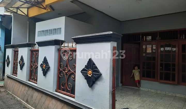 Jual rumah kos lokasi 100 meter ke stasiun MRT haji nawi jakarta selatan