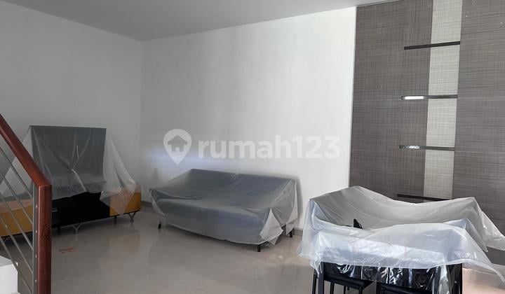 Cluster Depan Dekat Starbuck Citraland