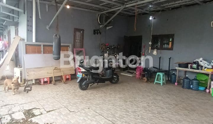 RUMAH BESAR DAN 8 UNIT KOST KOST AN DAN GUDANG LOKASI STRATEGIS ILIR TIMUR II SUMATERA SELATAN