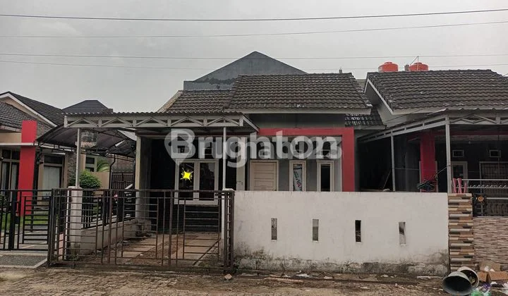RUMAH MINIMALIS SIAP HUNI DALAM KOMPLEK JAKABARING SUMATERA SELATAN