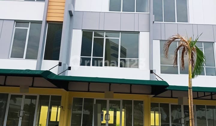 Ruko 3 Lantai di Sorrento Gading Serpong, Tangerang, Lokasi Strategis