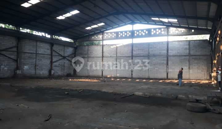 Gudang Serpong Pinggir Jalan Raya Strategis