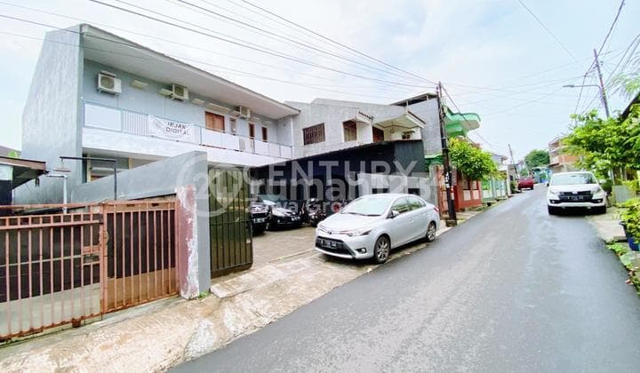 Rumah Dijadikan Usaha Kantor Bonus Cafe Di Petukangan Utara Jakarta Selatan