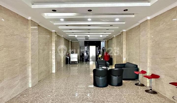 Building for Sale in Tebet, South Jakarta