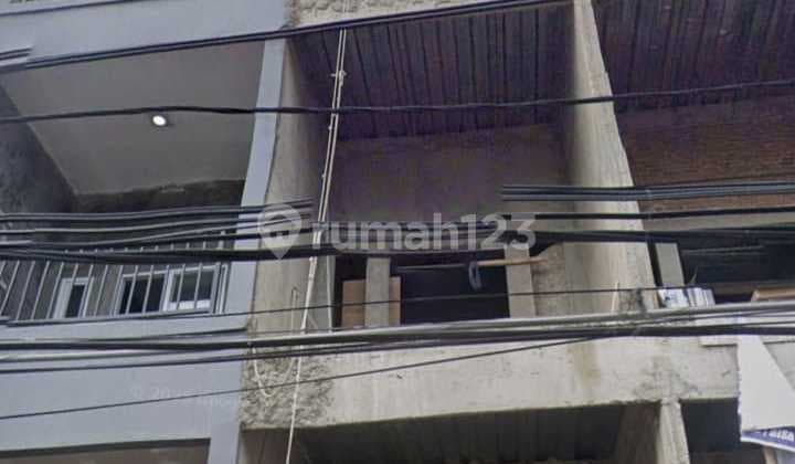 Rumah Baru Duri Kepa 3 Lantai Full Row Mobil Lega Sisa 1 Unit Jakarta Barat