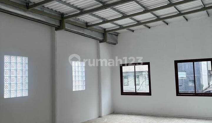 "Disewa Ruko Jl. Dulatip Bandung,Pasar Baru, Kia, Kings, Sudirman