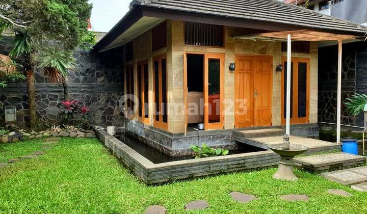"Dijual Rumah Arcamanik Bandung Cocok untuk Ruang Usaha,Strategis