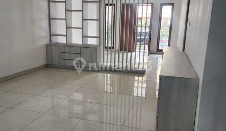 " Dijual Rumah di Kembar Bandung Jalan Utaman Soekarno Hatta