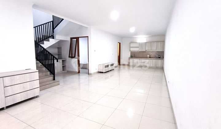 "Dijual Jalan Kembar Pusat Kuliner, Akses Tol Moh. Toha, Al Jabar