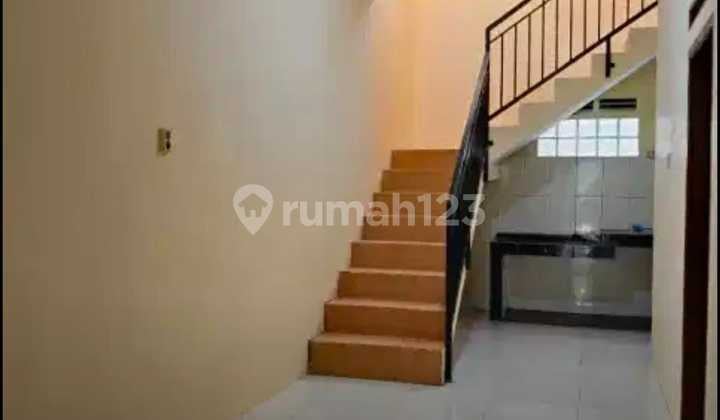 "Disewa Rumah 2 Lantai Sadang Sereng Sayap Tubagus Ismail Bandung