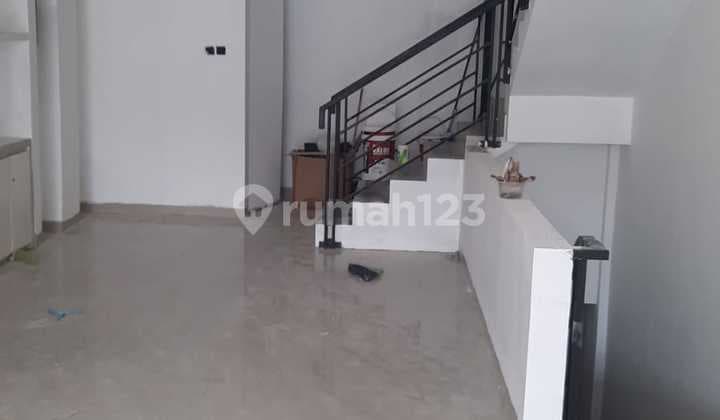 "Disewakan Ruko di Cihampelas Bandung Strategis Akses Mudah