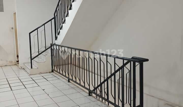 "Dsewakan Ruko 4 Lantai Mainroad Jl. Ahmad Yani Bandung Strategis