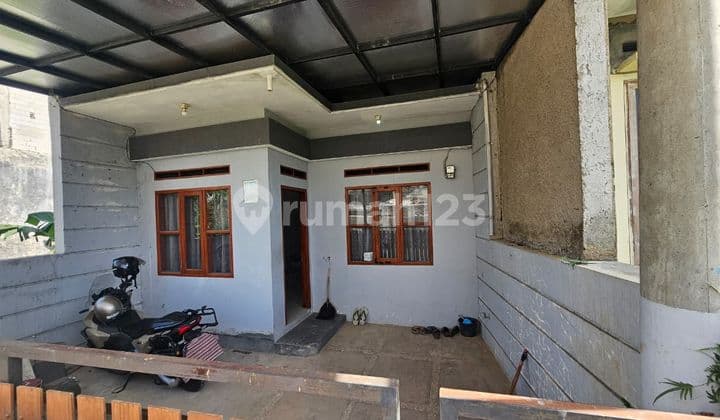 "Dijual Rumah di Cihanjuang Cimahi Pemkot Cimahi, Borma,Strategis