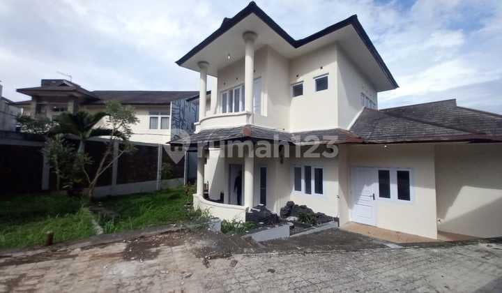 "Dijual Rumah Cipaku Bandung Kampus Upi, Kampung Daun Lembang