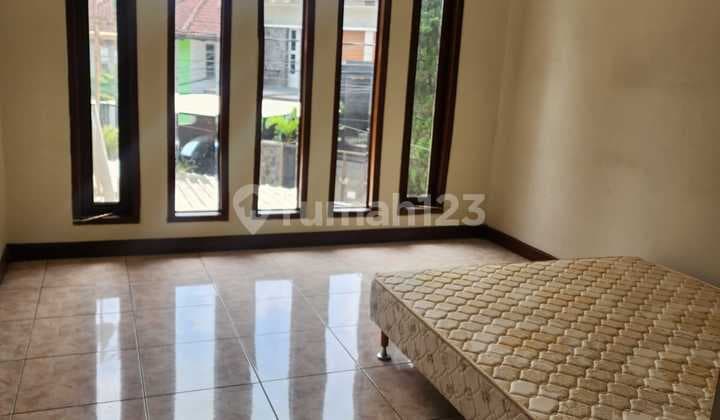For Rent: 2-Story House at Sutami Sukasari Bandung – Strategic Location.