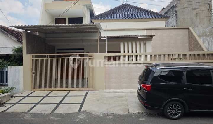 For Rent 300 M2 House in Ngagel Jaya Tengah, East Surabaya, Near Pucang, Baratajaya, Raya Manyar