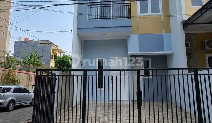 Sell Brand New House in Kelapa Gading