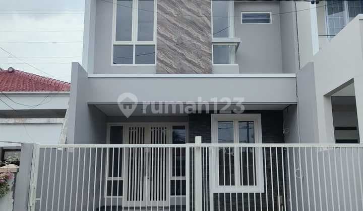 Rumah Baru Minimalis Di Manyar Lingkungan Asri SIap Huni