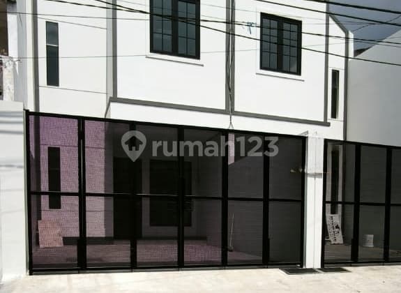Rumah Premium Baru Gress Lokasi Premium