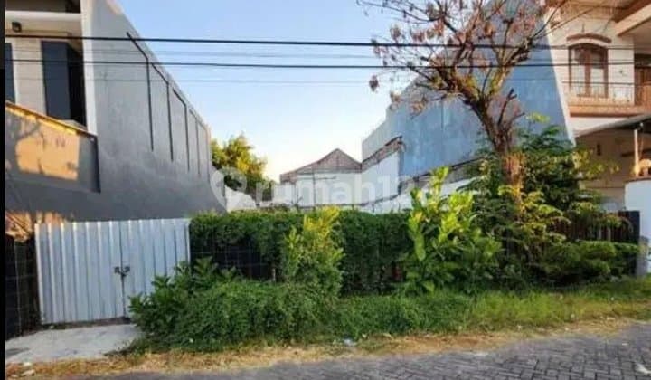 12-meter Wide Land in Manyar Tirtoyoso Housing, Strategic Location