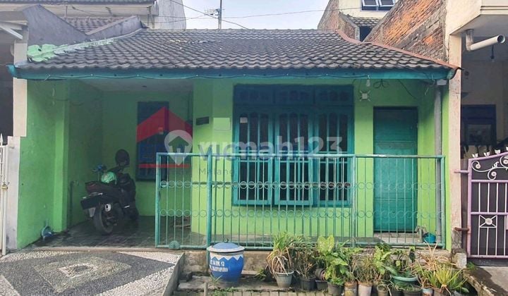 Rumah Jual Sawojajar Dekat Kuliner Padat Penduduk