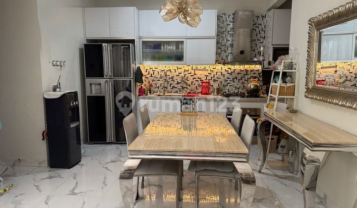 Rumah Bagus di Discovery Bintaro,Tangerang Selatan