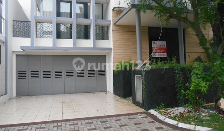 Di Sewakan Rumah 2 Lantaidi Bintaro,Tangerang Selatan