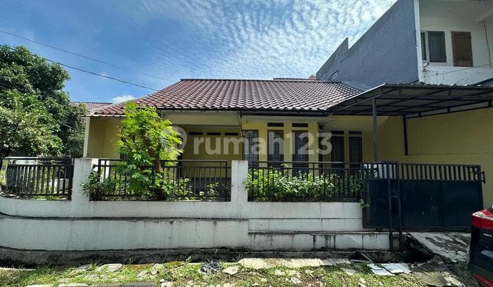 Disewakan Rumah Hook 3Kt, 1 Lantai - Sektor 5 Bintaro, Tangerang Selatan
