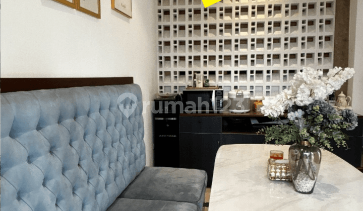 Dijual Rumah Luas 183, Posisi Hook & Fully Furnished di Rempoa, Tangerang Selatan