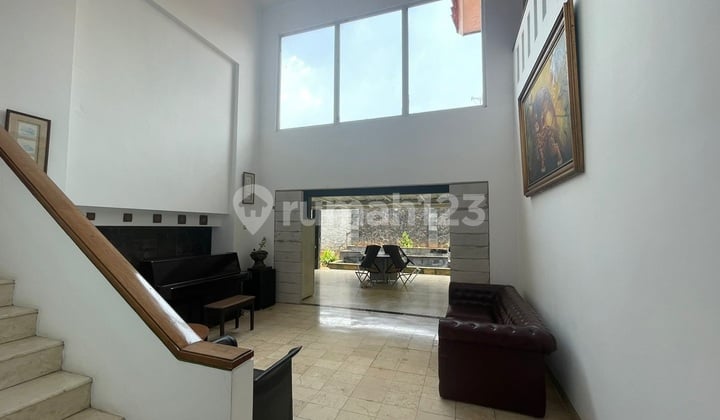 Dijual Cepat Rumah Megah Bagus Rapih Lt 748 Lb 1200 Harga Nego di Citra Gran