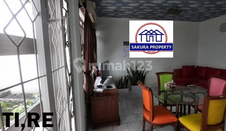 Rumah Nyaman Kota Wisata Rapih Bagus Lt 180 Lb 200 Nego