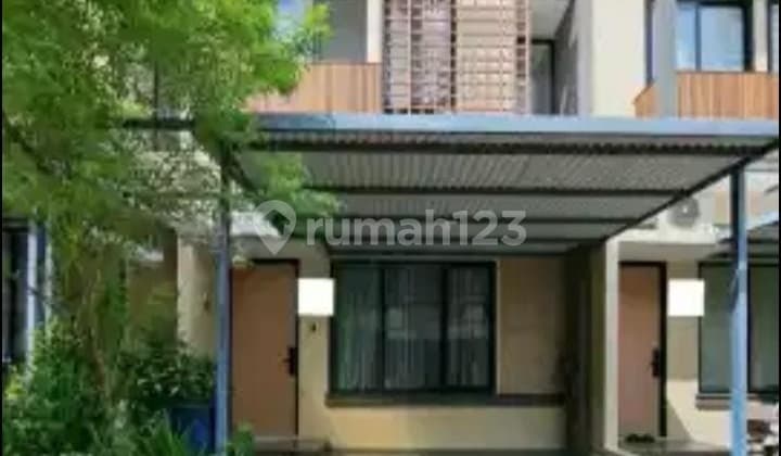 Minimalist House in Legenda Wisata, 2 Floors, Good and Tidy, Land 60, Negotiable
