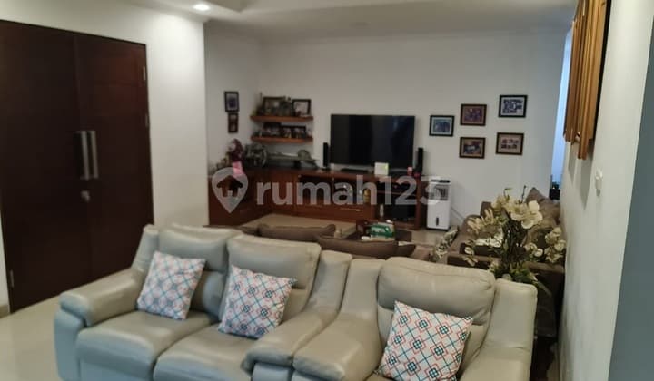 rumah kota wisata megah 2 lantai murah nyaman lt 349 lb 500 nego