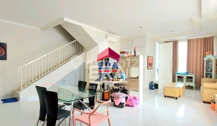 House with Swimming Pool in Bintaro