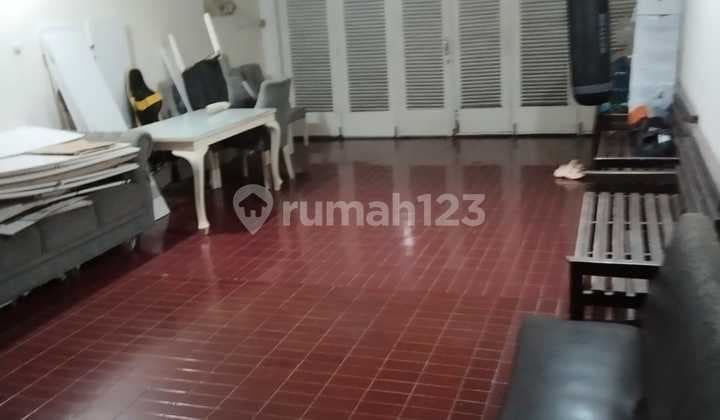 House, 1 Floor, Freehold, Near Transjakarta Access, Flood-Free