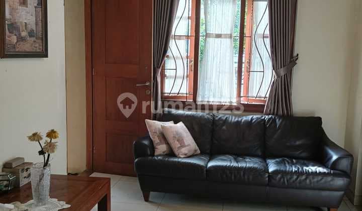 Rumah, 2 Lantai, SHM, Siap Huni