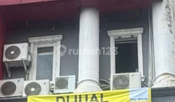 Ruko Jalan Paus Rawamangun. Sederet Dengat Bca Besar Sebrang Arion Mall