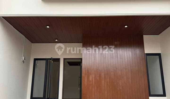 Rumah Baru Mewah di Rawamangun - Free Kitchen Set + Kompor Tanam