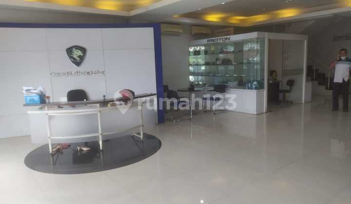4-Story Showroom Building in Depok - Ready to Operate!