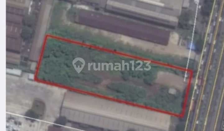 Land 9,468 M2 on Jl. Yos Sudarso, North Jakarta - Strategic Busy Location