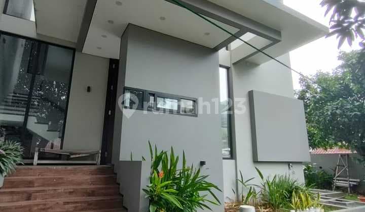 3 Lantai, Luas Tanah 320 m2, Semi Furnished, Pulo Nangka, Rumah di Pulomas, Jakarta Timur
